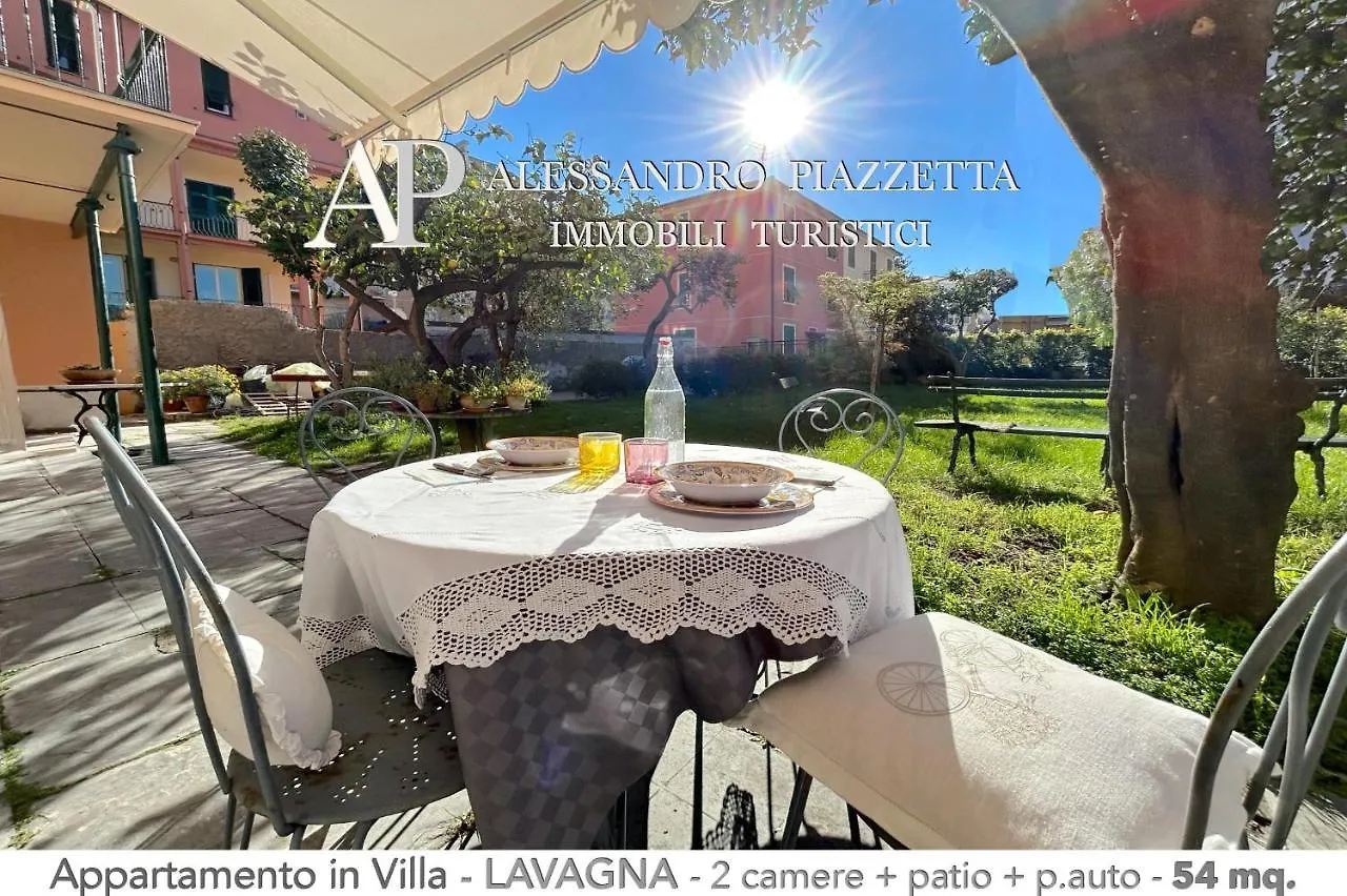 Casa Sherlock Lavagna Apartment