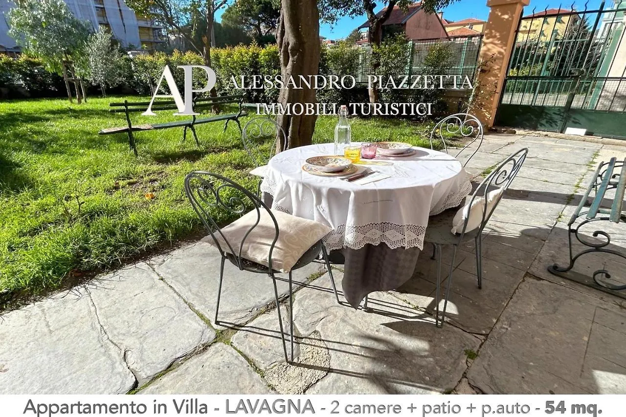 Apartment Casa Sherlock Lavagna Italy